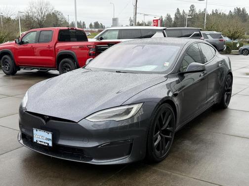 2021 Tesla Model S Plaid