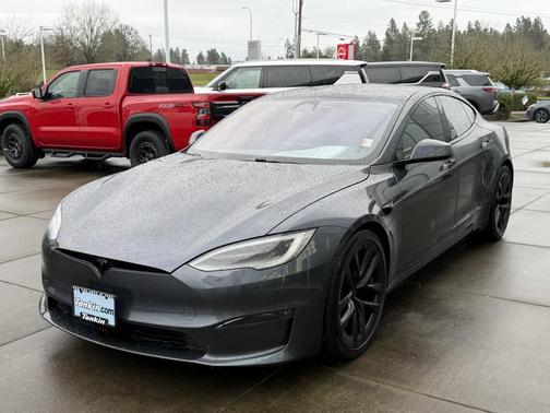 2021 Tesla Model S Plaid