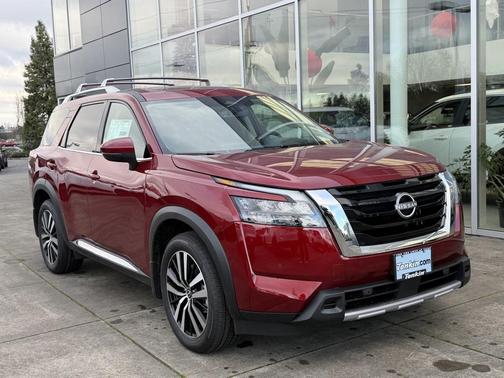 2025 Nissan Pathfinder Platinum 4WD
