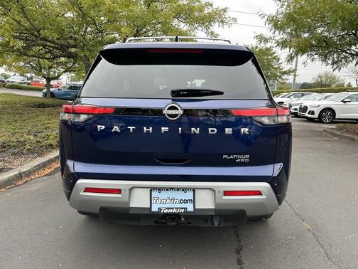 2024 Nissan Pathfinder Platinum 4WD