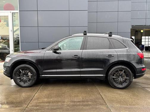 Black 2013 Audi Q5 2.0T Premium Plus