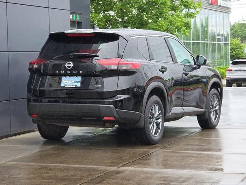 Super Black 2025 Nissan Rogue S