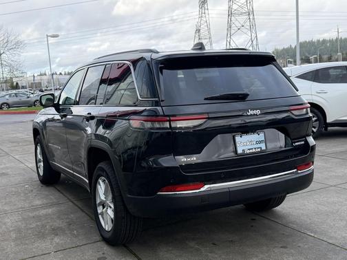 2024 Jeep Grand Cherokee Laredo