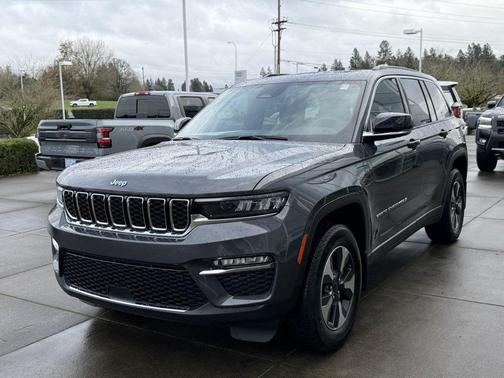 2025 Jeep Grand Cherokee 4xe Base