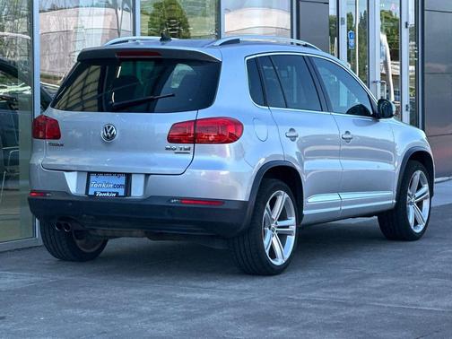 Reflex Silver Metallic 2014 Volkswagen Tiguan 4MOTION Auto R-Line