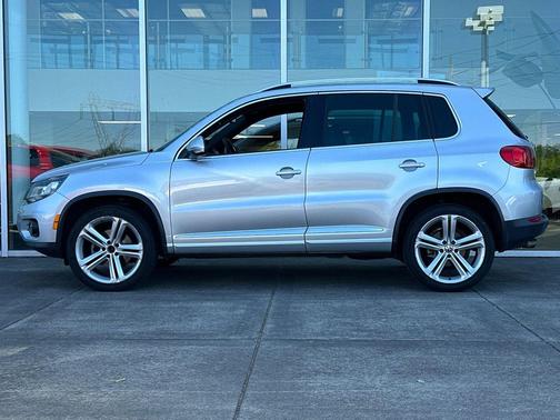 Reflex Silver Metallic 2014 Volkswagen Tiguan 4MOTION Auto R-Line