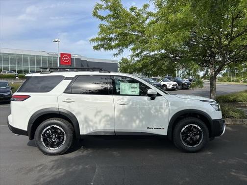 2025 Nissan Pathfinder Rock Creek 4WD