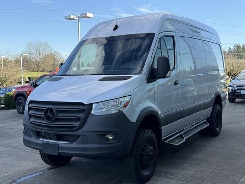 2023 Mercedes-Benz Sprinter 3500XD Standard Roof