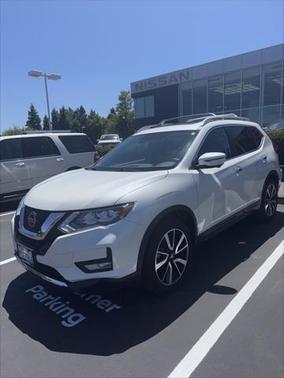 2020 Nissan Rogue SL