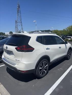 2020 Nissan Rogue SL