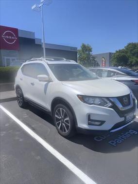 2020 Nissan Rogue SL