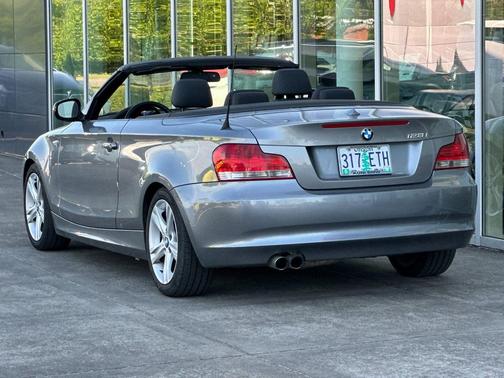 Space Gray Metallic 2011 BMW 128 128i