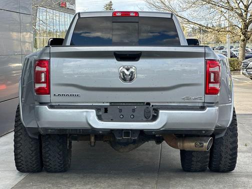 Billet Silver Metallic Clearcoat 2022 RAM 3500 Tradesman Crew Cab 4x4 8' Box