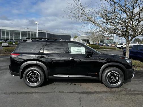 2025 Nissan Pathfinder Rock Creek 4WD