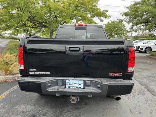 2009 GMC Sierra 1500 Denali Crew Cab
