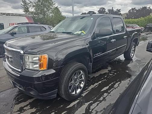 2009 GMC Sierra 1500 Denali Crew Cab