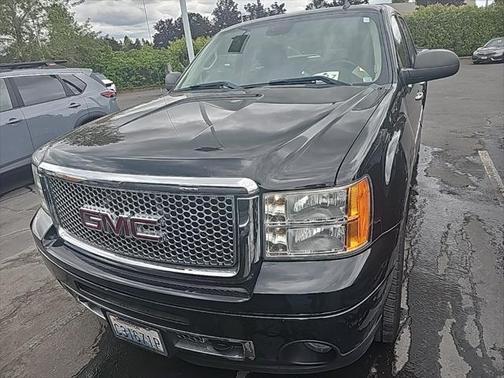 2009 GMC Sierra 1500 Denali Crew Cab