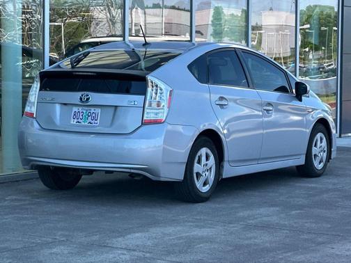 Classic Silver Metallic 2010 Toyota Prius One