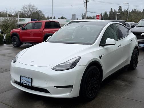 2022 Tesla Model Y Performance Dual Motor All-Wheel Drive