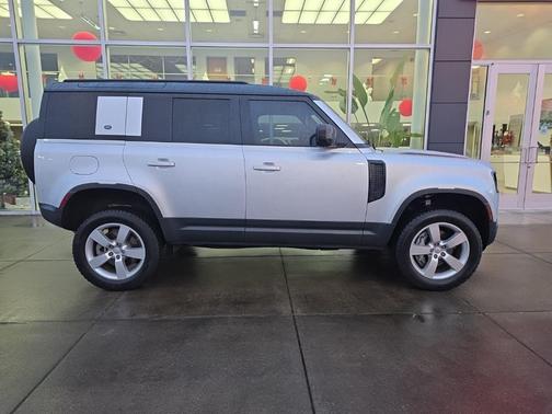 2020 Land Rover Defender 110 First Edition
