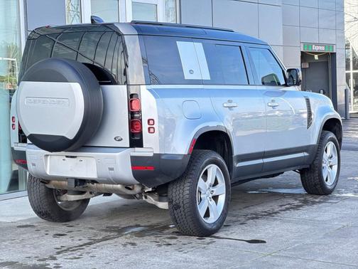 2020 Land Rover Defender 110 First Edition