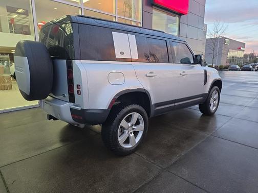 2020 Land Rover Defender 110 First Edition