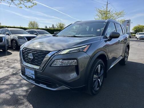 2022 Nissan Rogue SL