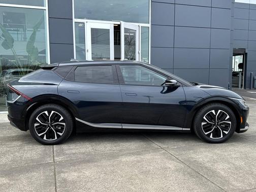 Gravity Blue 2022 Kia EV6 Wind