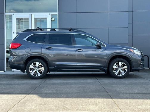 Magnetite Gray Metallic 2019 Subaru Ascent Premium 7-Passenger