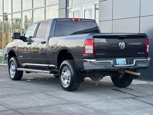 2022 RAM 2500 Big Horn Crew Cab 4x4 6'4' Box