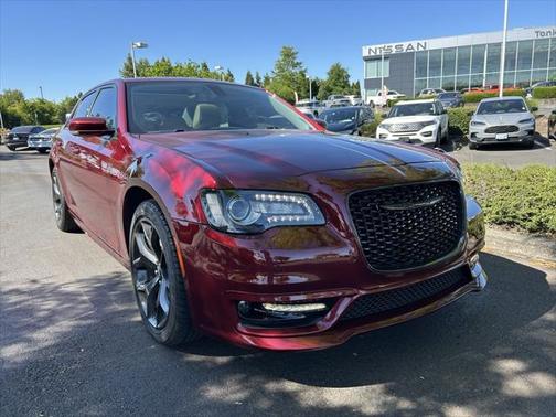 2023 Chrysler 300 Touring
