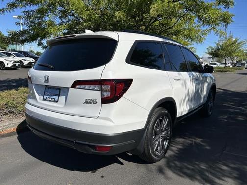 2022 Honda Pilot AWD Sport