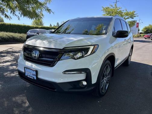 2022 Honda Pilot AWD Sport
