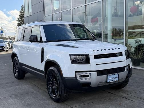 2025 Land Rover Defender 110 P300