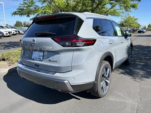 2024 Nissan Rogue SL