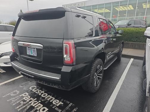 2017 GMC Yukon Denali