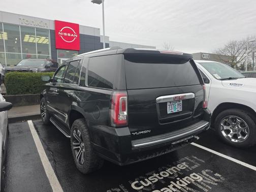 2017 GMC Yukon Denali