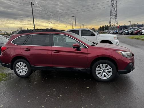 2019 Subaru Outback 2.5i Premium