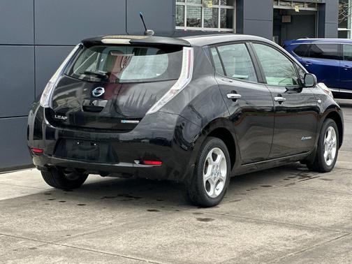 2012 Nissan Leaf SL