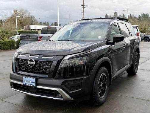 2025 Nissan Pathfinder Rock Creek 4WD