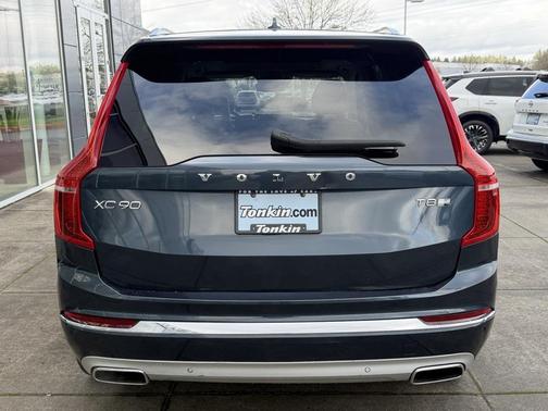 2020 Volvo XC90 Hybrid T8 Inscription 7 Passenger