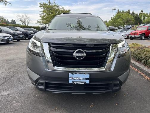 2022 Nissan Pathfinder SV 2WD