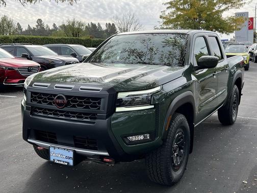 2025 Nissan Frontier PRO-4X