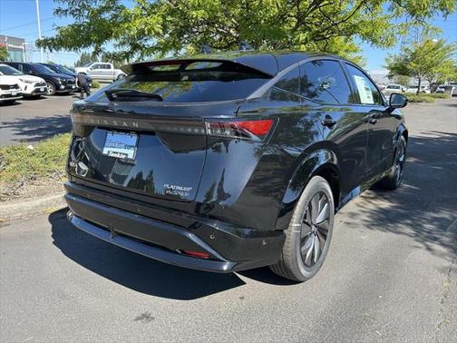 2025 Nissan ARIYA PLATINUM+