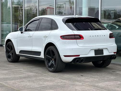 2017 Porsche Macan Base