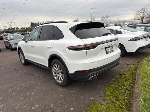 2021 Porsche Cayenne Cayenne