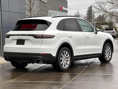 2021 Porsche Cayenne Cayenne