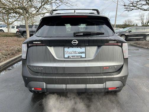Gun Metallic 2025 Nissan Kicks SR