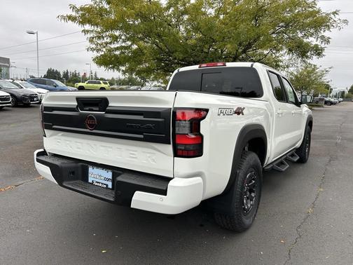 2025 Nissan Frontier PRO-4X