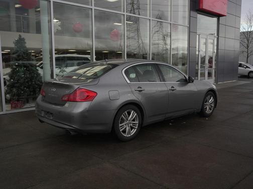2012 INFINITI G37 Journey
